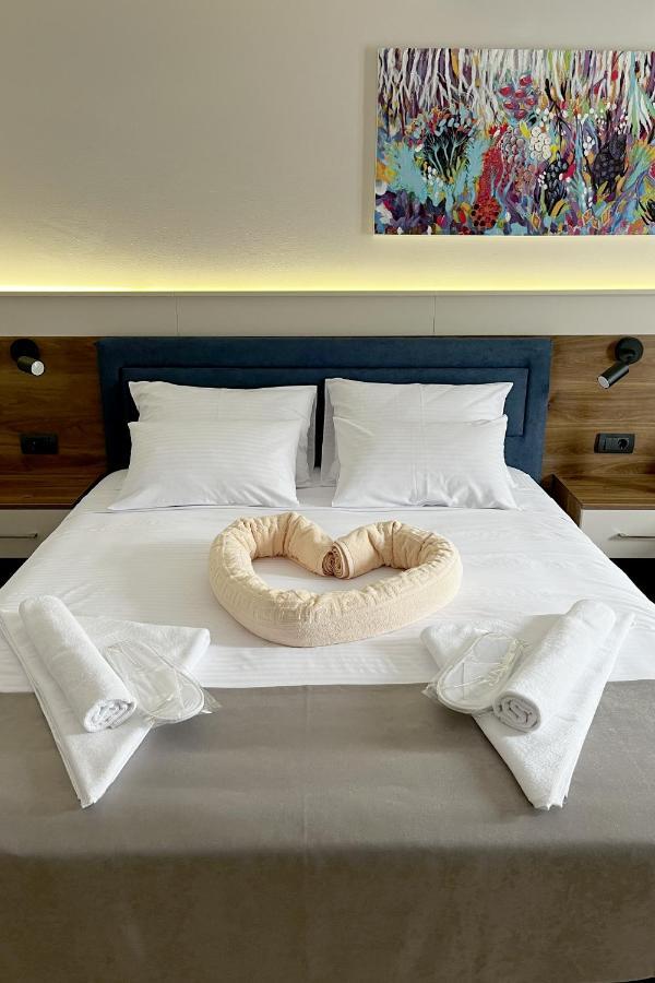 Caka Luxury Rooms & Restaurant Чуприя Екстер'єр фото