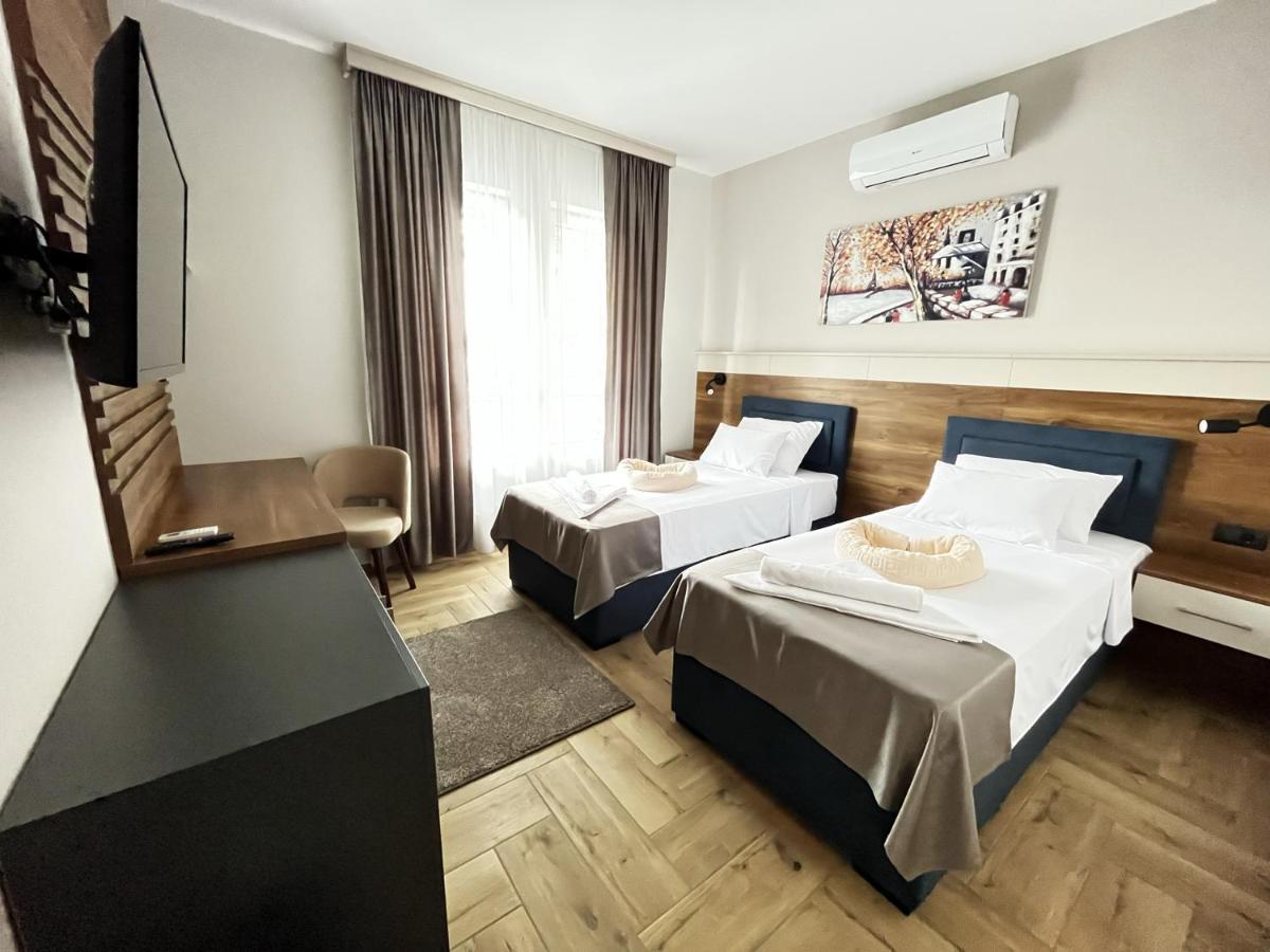 Caka Luxury Rooms & Restaurant Чуприя Екстер'єр фото