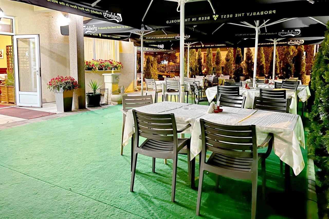 Caka Luxury Rooms & Restaurant Чуприя Екстер'єр фото